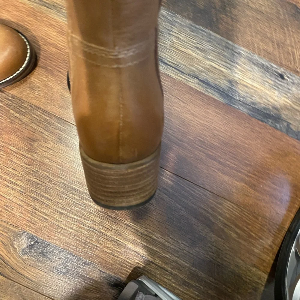 LUCKY BRAND HIBISCUS RIDING BOOTS - Picture 7 of 8